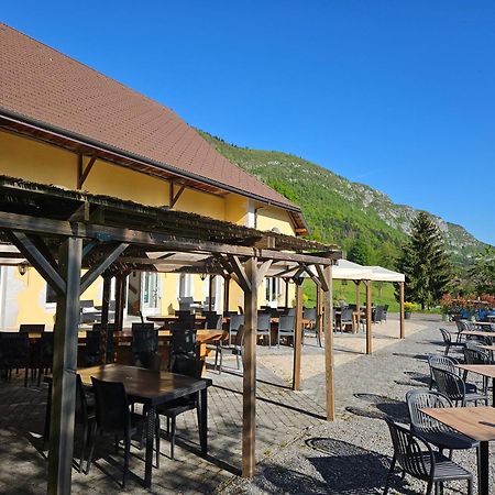 Auberge De Pontgibaud Lathuile Zewnętrze zdjęcie