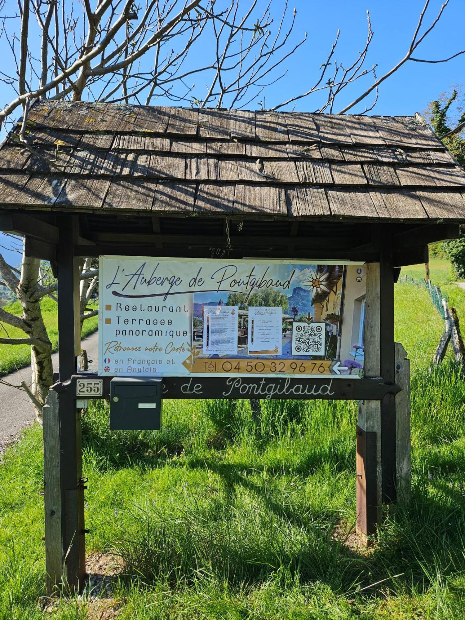 Auberge De Pontgibaud Lathuile Zewnętrze zdjęcie